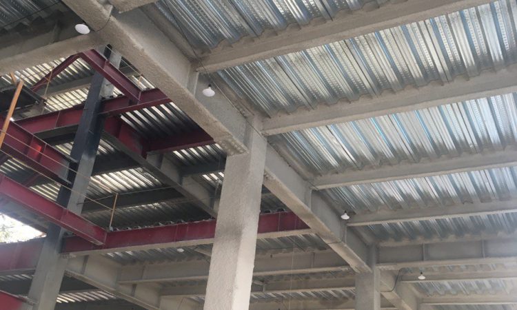 photo6008272425625695133